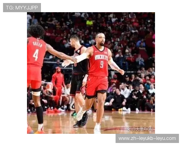 火箭队与勇士队之间的比赛对决历史有哪些精彩瞬间